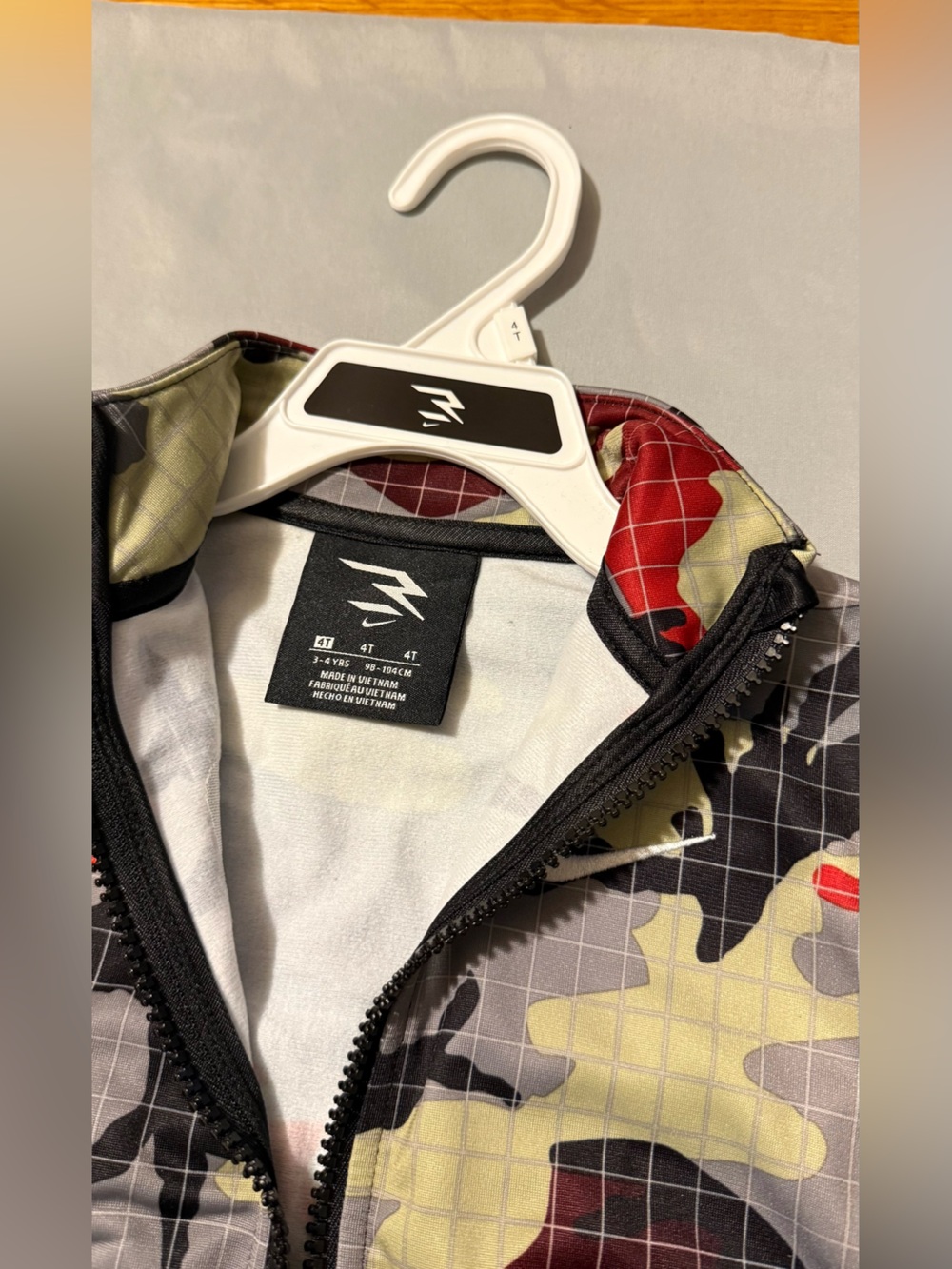 Nike Red, Black & Olive Camo Zip Jacket - Picture 3 of 5